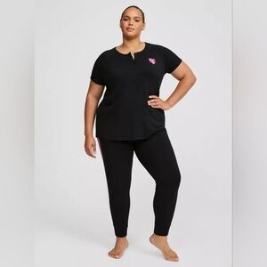 Torrid Black Pink Heart French Terry Lounge Henley Top | Short Sleeve | Size 2